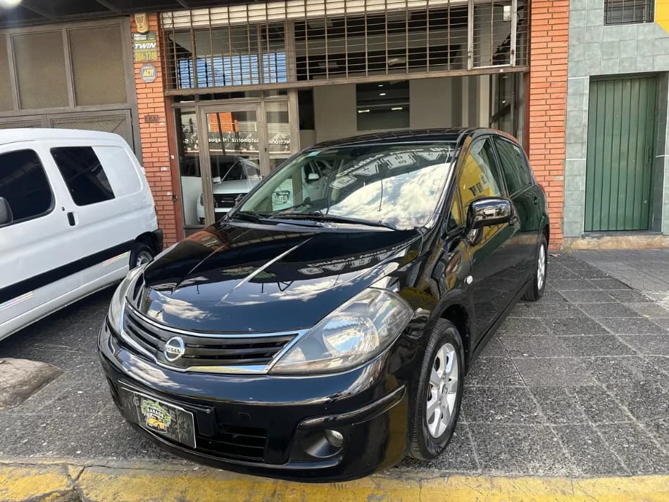Nissan Tiida