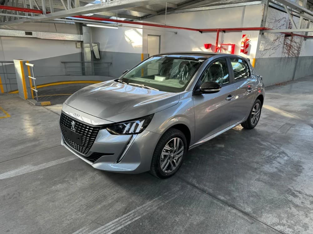 Peugeot 208 Feline